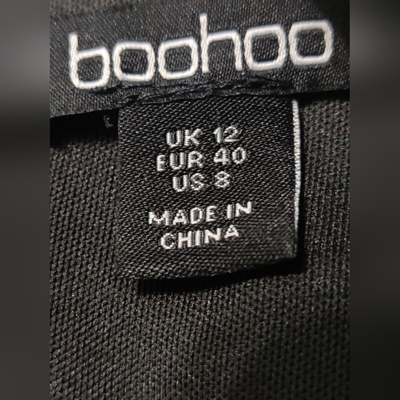 Boo Hoo black sequined dress. - Picture 4 of 11